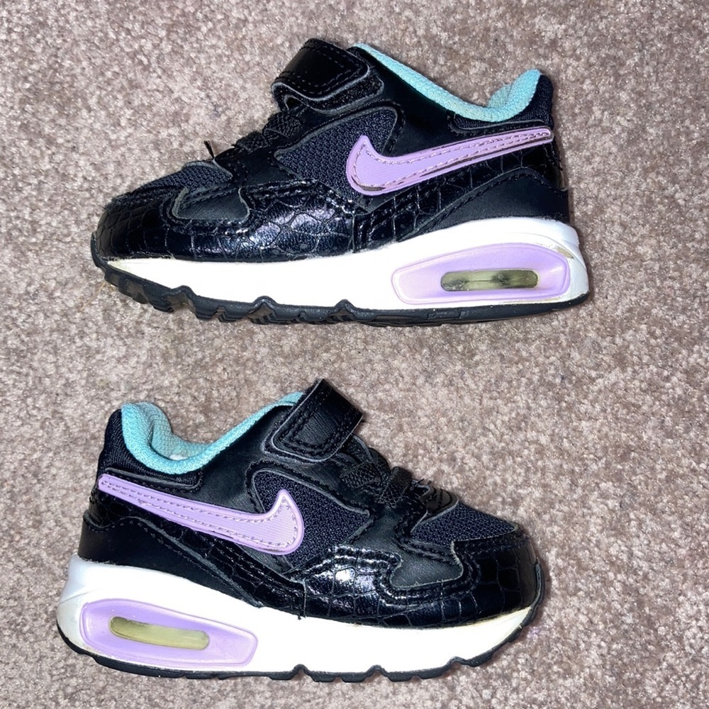 Nike air max st black purple size 4